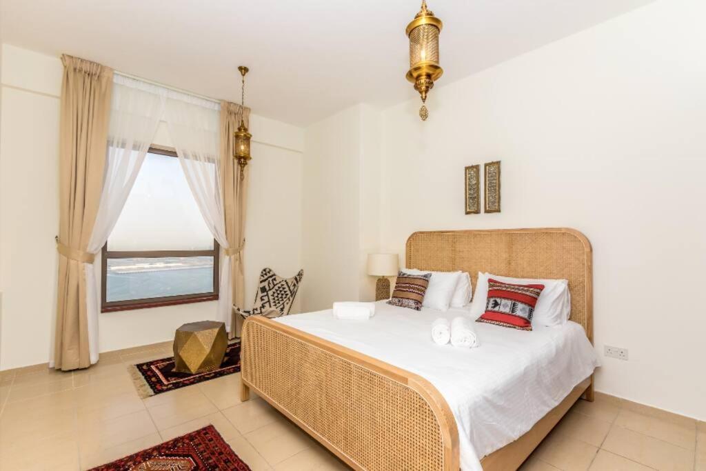 Апартаменти The Premium Jbr Sea View Luxury Awarded 