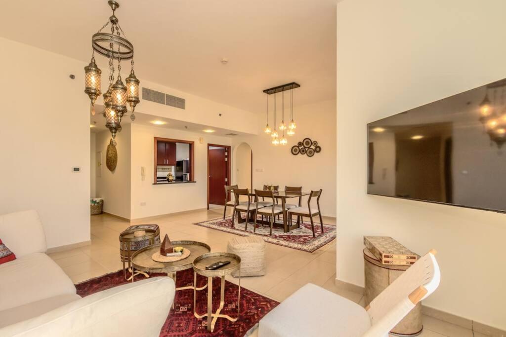 Апартаменти The Premium Jbr Sea View Luxury Awarded 